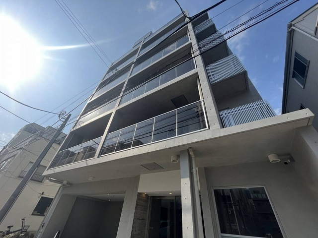 建物外観　落ち着いた雰囲気の外観です