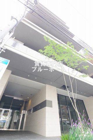 建物外観　10階建ての鉄筋コンクリート造のマンションです！