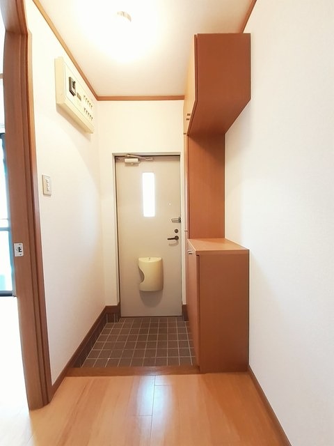 玄関　図面と現状に相違がある場合には現状を優先