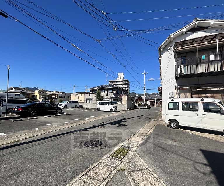 【京都市右京区太秦八反田町のアパートのその他】