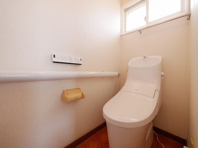 【札幌市北区新川一条のアパートのトイレ】