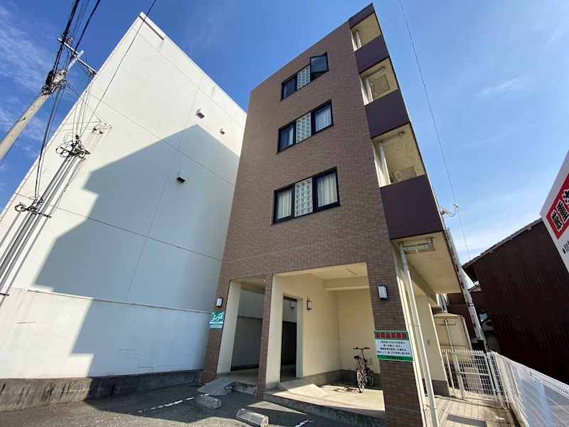 プリエール船場川の建物外観