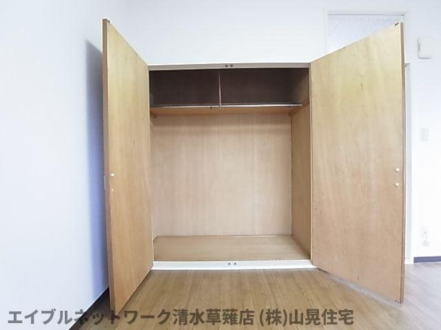 収納　たっぷりとした収納スペースです