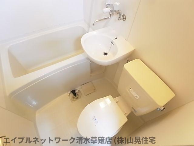 トイレ　ゆったりとした空間のトイレです