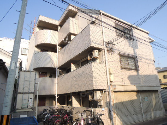 茨木市宮元町のマンションの建物外観