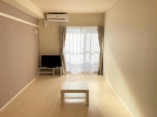 居室・リビング　家具家電付き