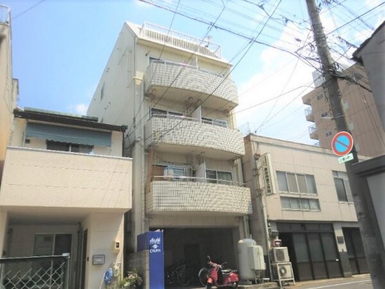 岡山市北区京町のマンションの建物外観