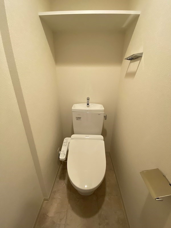 【エステムコート神戸グランスタイルのトイレ】