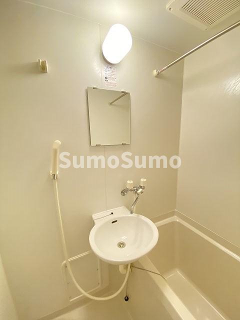 洗面設備　広い洗面スペース