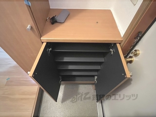 収納　下駄箱