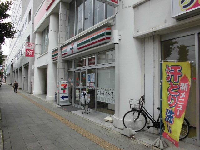 コンビニ　セブンイレブン 名古屋黒川駅前店（コンビニ）まで553m