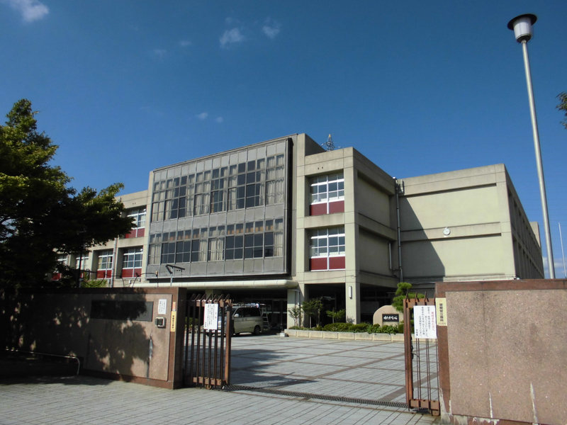 【シャーメゾン・サウス加古川の小学校】