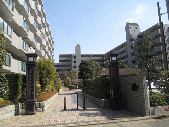 【エンゼルパークハイツ綱島　壱番館の建物外観】