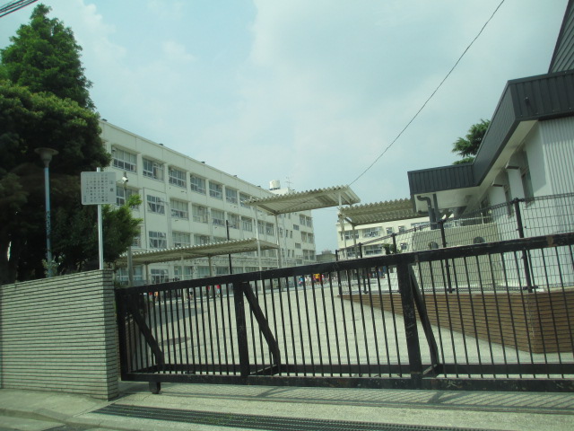 【エンゼルパークハイツ綱島　壱番館の小学校】