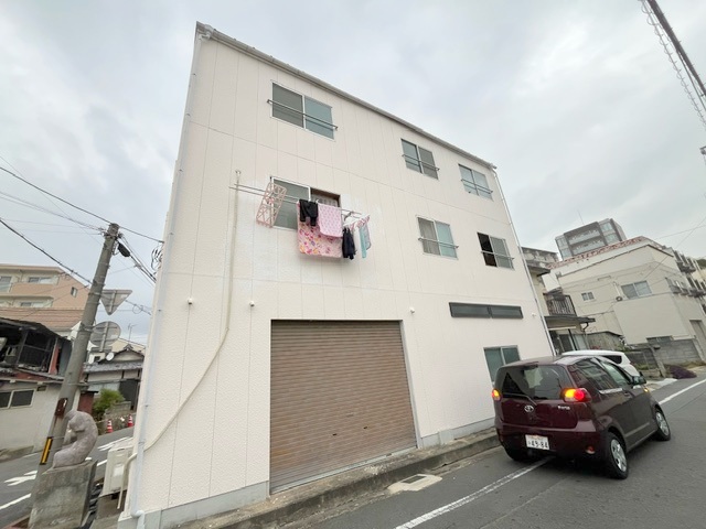 岡山市北区岡町のマンションの建物外観