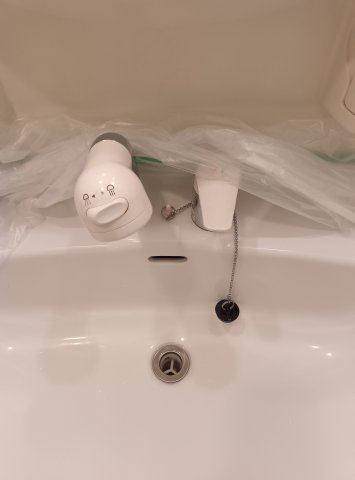 その他設備　シャワー付洗面台です