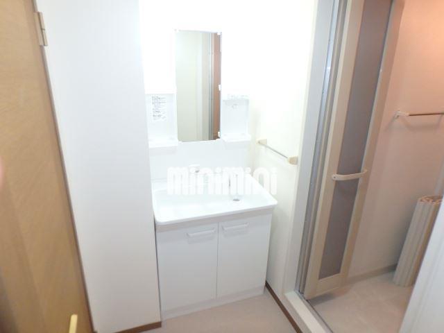 洗面設備　写真他号室参照。