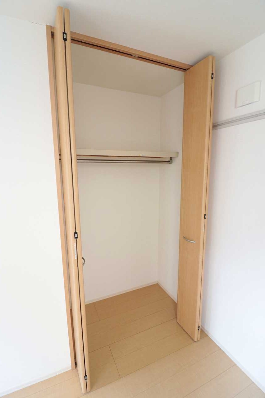 収納　＊同物件、別部屋になります。