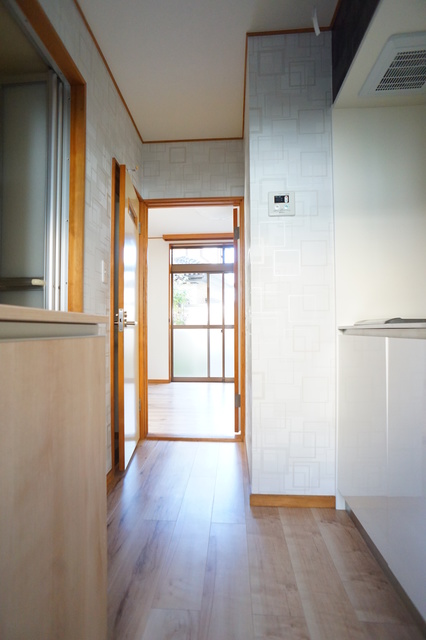 玄関　玄関から見たお部屋です♪