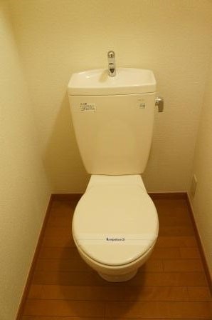 トイレ　同等タイプのイメージ写真です。