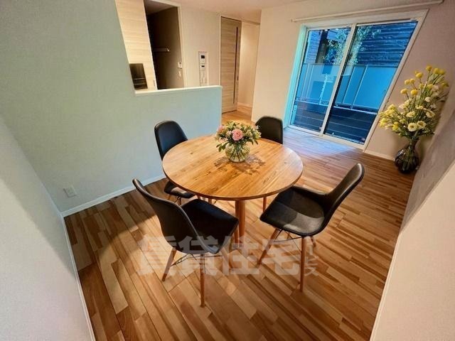 居室・リビング　本画像の家具はCGで作成してます。