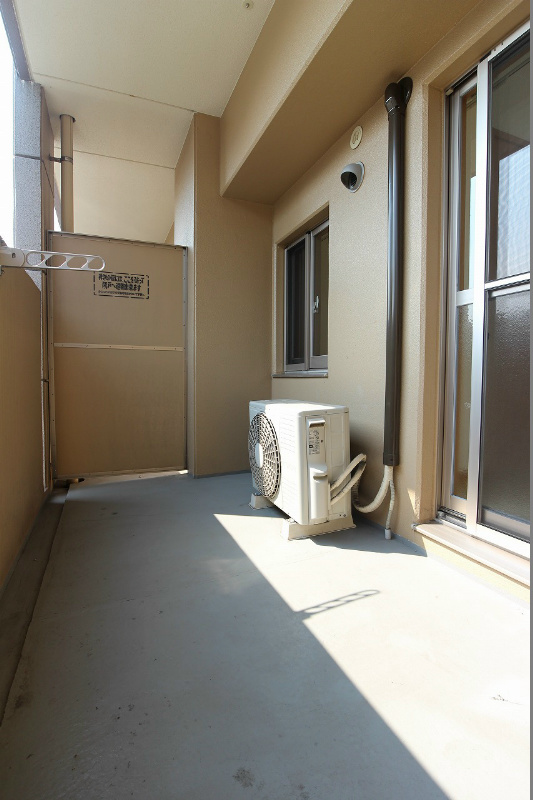 バルコニー　ワイドバルコニー