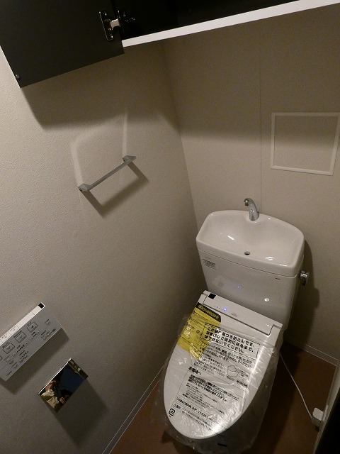 トイレ　トイレ