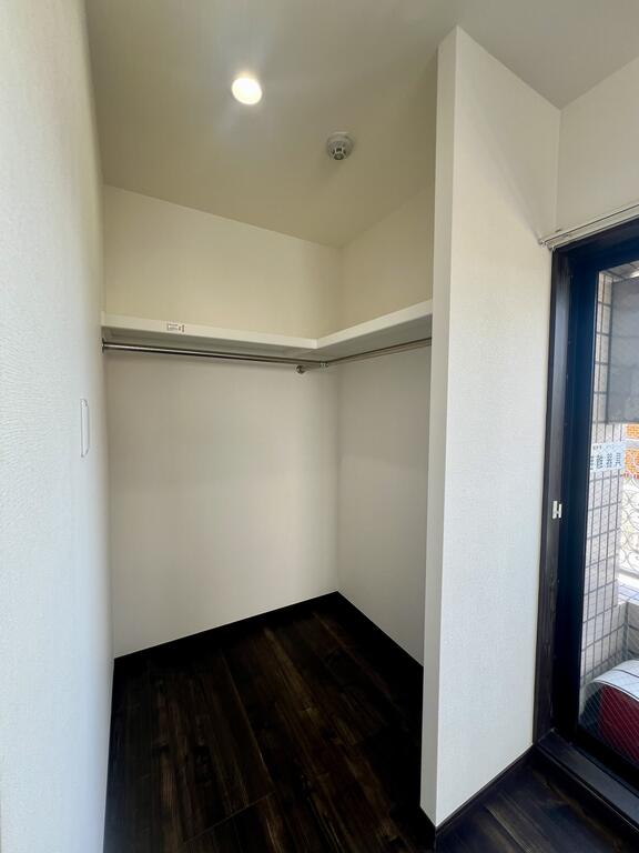 収納　収納力のあるWIC（2025.10.02撮影）