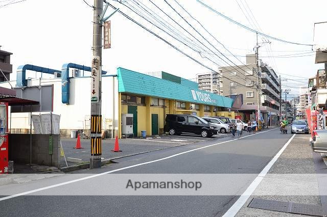 スーパー　（株）ユアーズ／本浦店（スーパー）まで129m