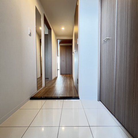 玄関　同仕様タイプです