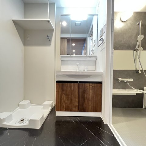 洗面設備　同仕様タイプです