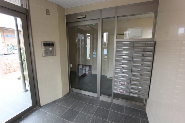 エントランス　エントランス