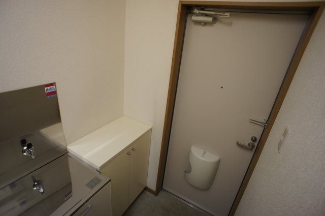 玄関　シューズボックス