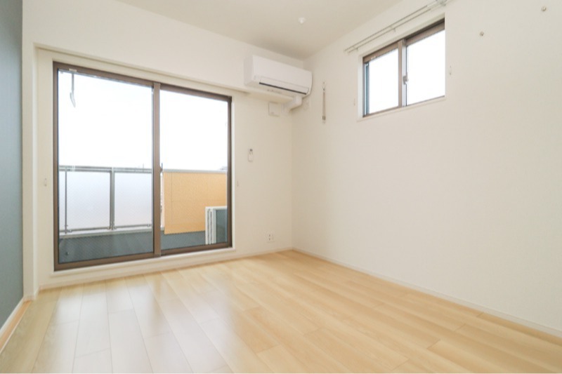 居室・リビング　図面と現状に相違がある場合には現状を優先