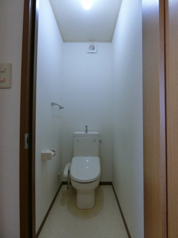 トイレ　イメージ101号室の写真