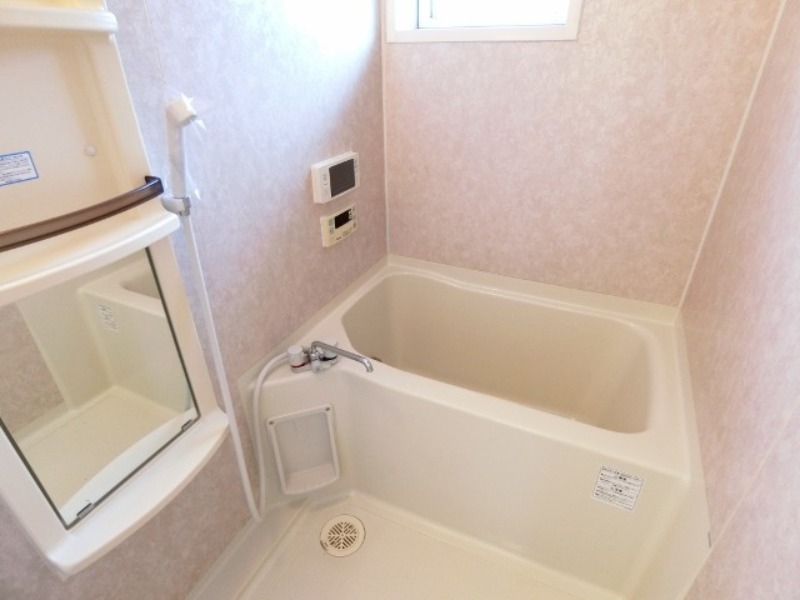 バス・シャワールーム　図面と現状に相違がある場合には現状を優先