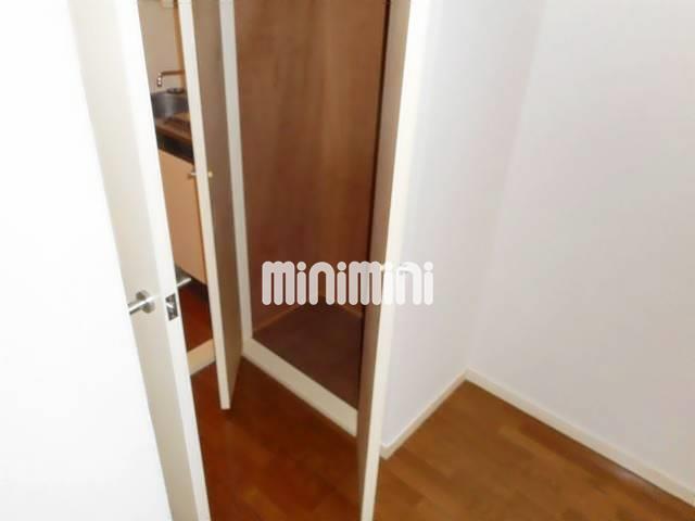 収納　※他の部屋の写真になります