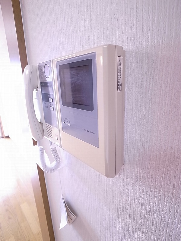 セキュリティ　安心のモニタ付インターフォンです