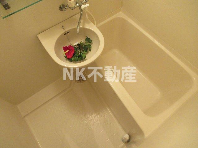 バス・シャワールーム　きれいなお風呂です