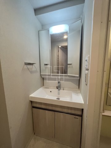 洗面設備　ミラージュパレス難波グランツ　独立洗面台