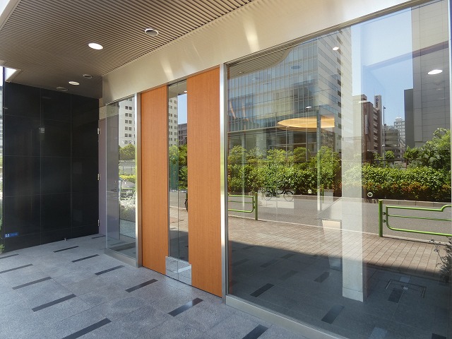 エントランス　エントランス