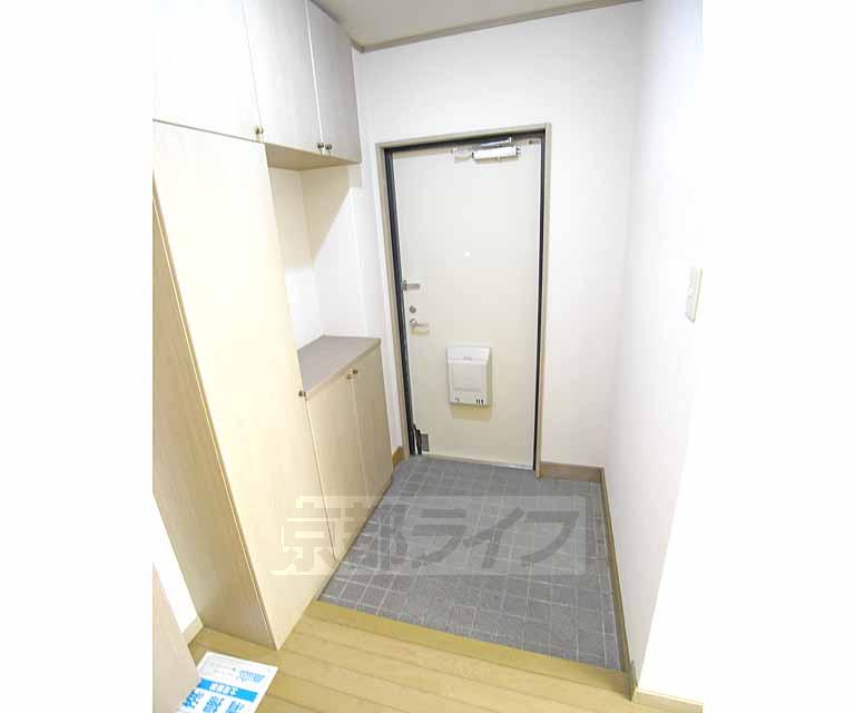 玄関　広々とした玄関です