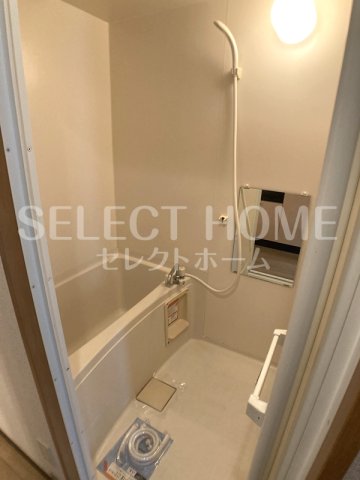 バス・シャワールーム　落ち着いた空間のお風呂です同型タイプ