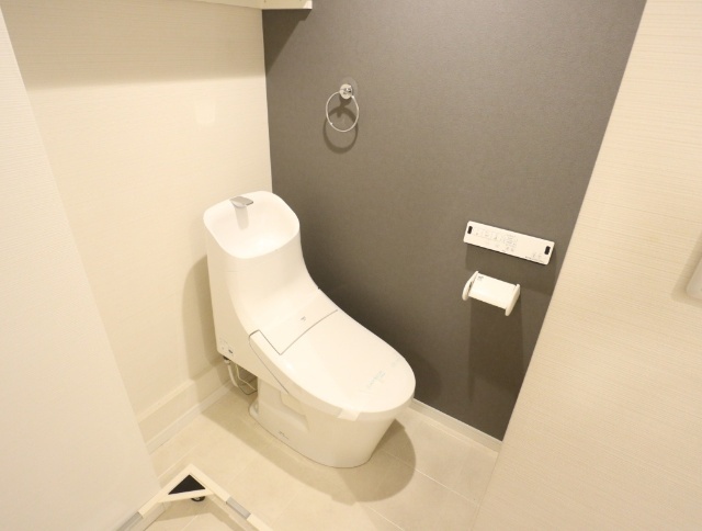 トイレ　別号室参考写真