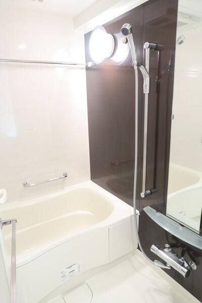 バス・シャワールーム　別部屋　参考写真です