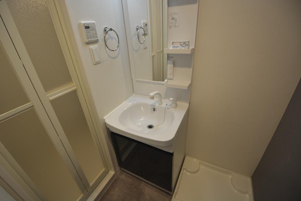 洗面設備　洗髪洗面化粧台