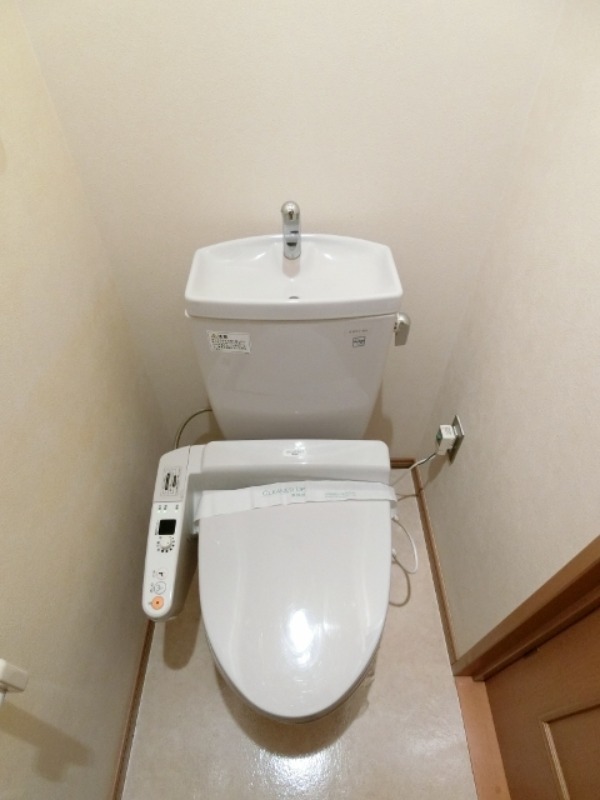 トイレ　図面と現状に相違がある場合には現状を優先