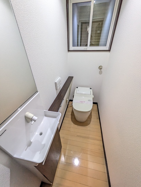 トイレ　☆１階トイレ☆