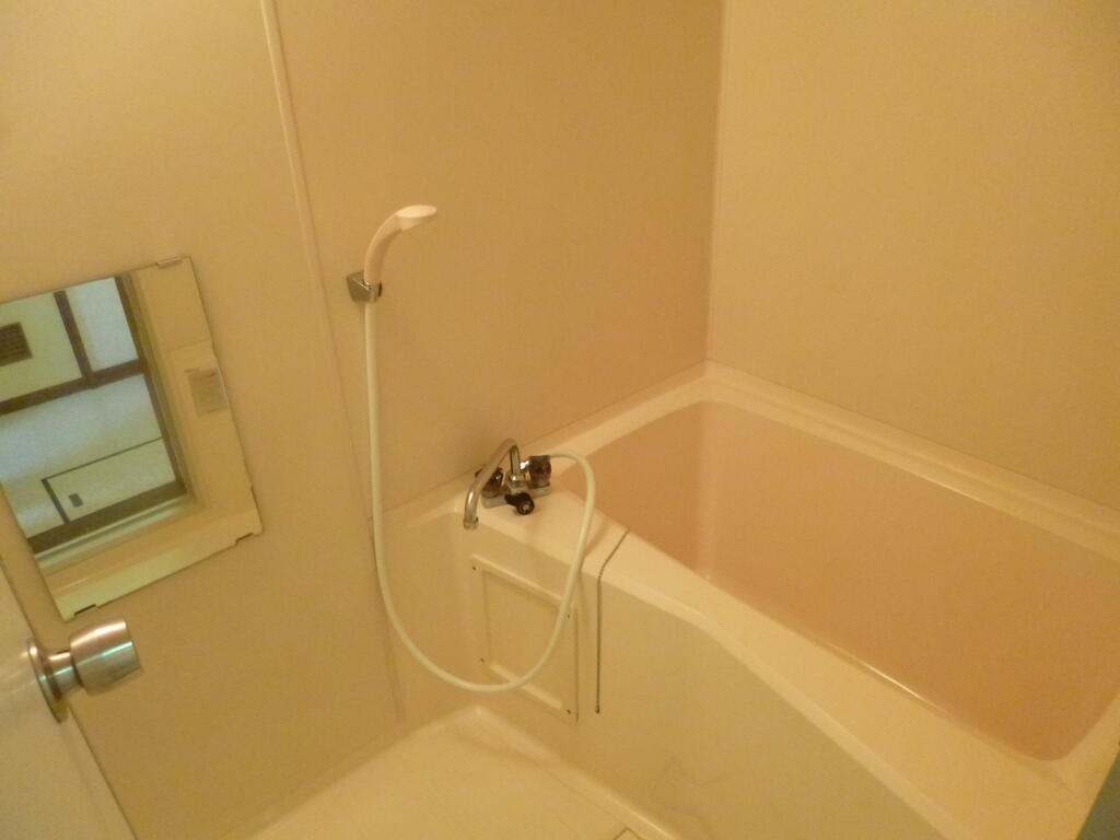 バス・シャワールーム　浴室