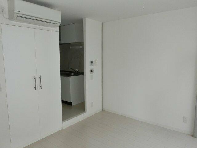 居室・リビング　?